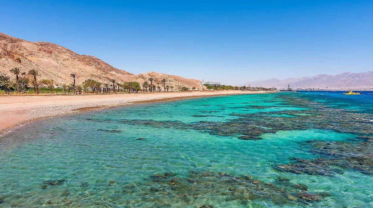 مكان تخييم فندق إيلاتفي  New English Luxury Caravan On The Sea