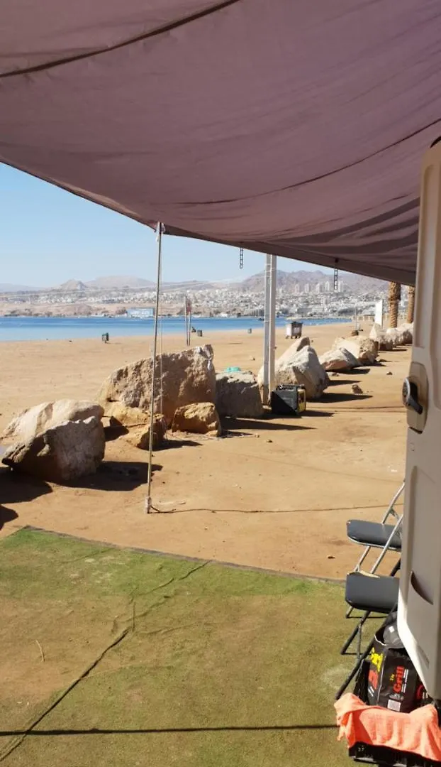 New English Luxury Caravan On The Sea Hotel Ejlat 0*,  Izrael