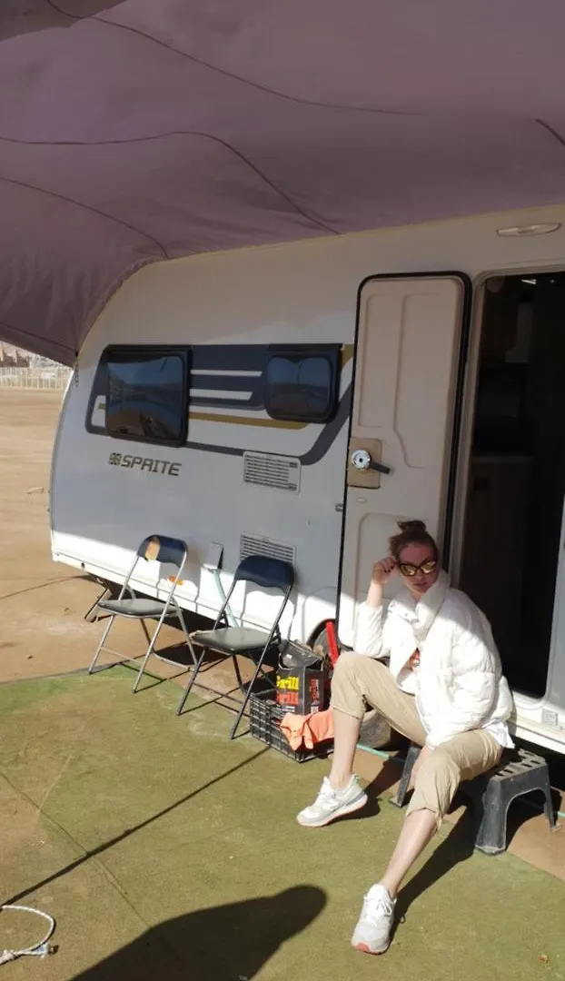 New English Luxury Caravan On The Sea Hotel Ejlat Kemping